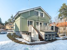 Harvinaista herkkua vanhassa Herttoniemessä.