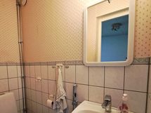 yläkerta wc