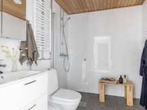Malliasunto A49, 56 m2, 3h+kt, Kylpyhuone