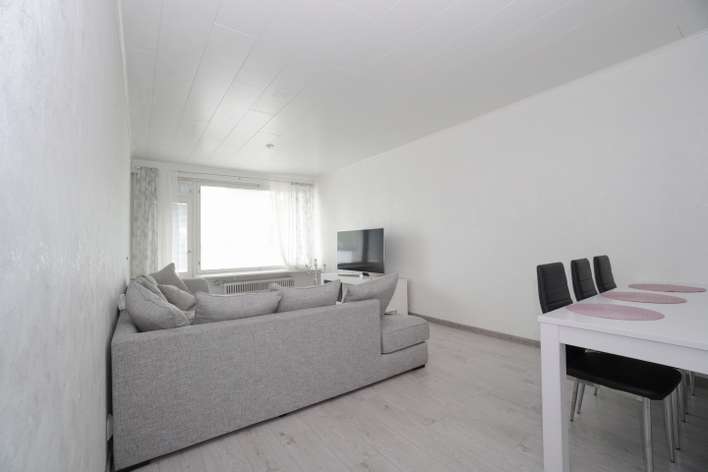 Kerrostalo, 3h+k+kph+vh+lasit.p, 72,5 m², Keskusta – pohled 4
