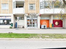 Lähikauppaan on matkaa noin 500 metriä.