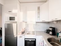 Tässä ylimmän kerroksen kodissa yhdistyvät käytännöllisyys ja viihtyisyys.