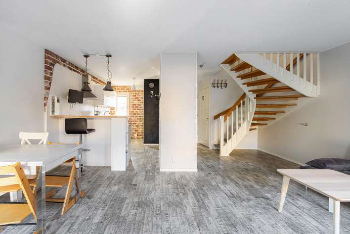 Rivitalo, 3h, k, th, s, 2 x wc / kph, vh, 90 m², Tehdas