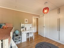 Makuuhuone  2 - Sovrum 2