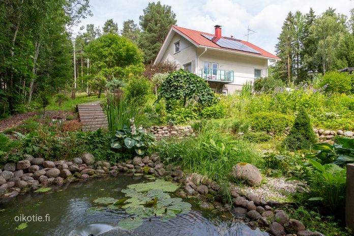 Casa, 155 m², terreny 3950 m²