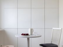 Pieni tai vähän suurempikin pöytä mahtuu