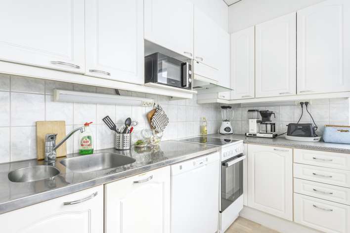 Kerrostalo, 2h+k+kph+s, 58 m², Tehdas – pohled 3