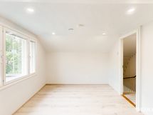 Yläkerta | Makuuhuone 1