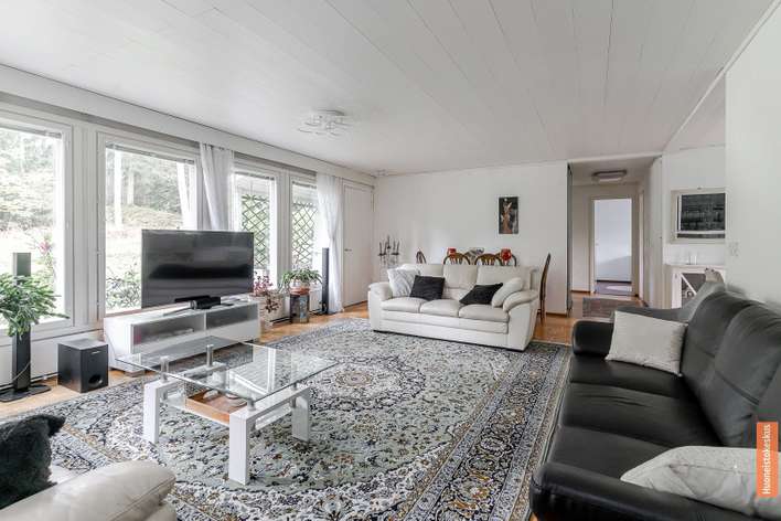 Omakotitalo, Oh, k, 3mh, takkah., sauna, ph, erill.wc, kellari, 115/140 m², Perno - Ansicht 4