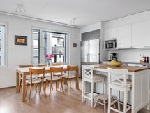 Monipuolisesti kalustettava kotoisa tila