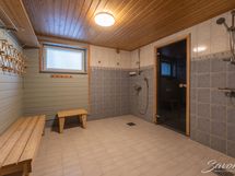 kylpyhuone (alakerta)