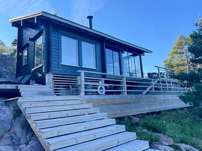 Loma-asunto, 1h+iso makuuparvi+sauna, 25/35 m², Bolax