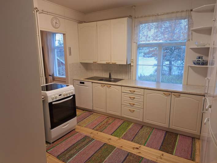 Omakotitalo, 6h + k + s, 180 m², Sammatti - Näkymä 2