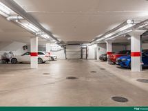 Mahdollisuus ostaa erillinen autohalliosake