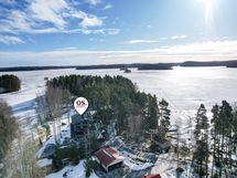 Upea paikka Pyhäjärven rannalla, kahden veden välissä!
