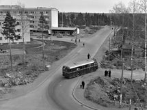 Bussin päätepysäkki 1958, Erik Friman