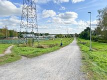 Alueella kivat ja vehreät ulkoilumaastot.