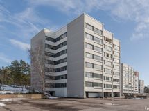 Julkisivu