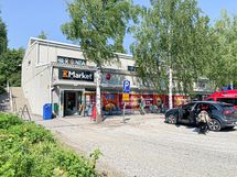 Noin 2 kilometrin päässä palvelee K-Market Naapuri, Naapurinkuja 2 Vantaa.