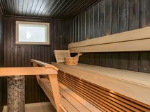 lauteet, kiuas ja valaistus uusittu