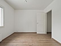 Kaksi muuta makuuhuonetta