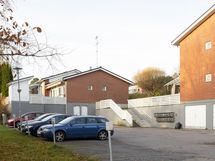 Parkkipaikkaa (vehreään aikaan)