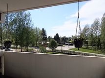 Parvekkeelta näkymä länteen