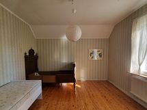 Useita makuuhuoneita