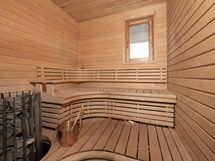 Ikkunallinen sauna/ Bastu med fönster