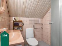 WC yläkerran kylpyhuoneessa