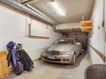 Autotalli 40 m2