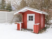 Leikkimökki kuuluu kauppaan.