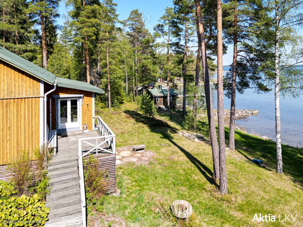 90 m² Kitöntie 112-16-, 06880 Sipoo Mökki tai huvila myynnissä - Oikotie  17242113