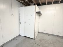 Kuva parven alta wc-koppi