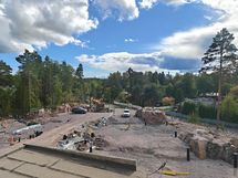 Näkymä rakenteilla olevan talon parvekkeelta