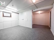 Keittiön viereinen työtila