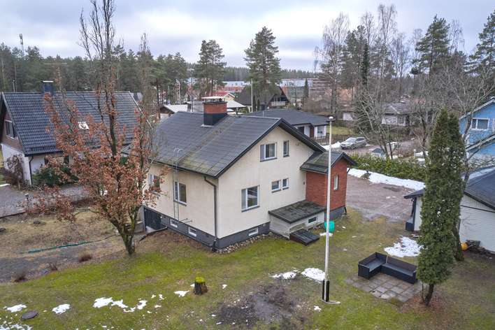 Omakotitalo, 4-5h,k/rt,tkh,kph,s,khh,2xwc, 150 m², Tynninharju, Lohja