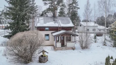 Omakotitalo, 2mh, oloh, k, kph, s, wc, pukuh, kellari, 90 m², Mettälänkangas
