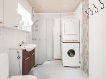 Pesutorni jää vuokralaisen käyttöön.