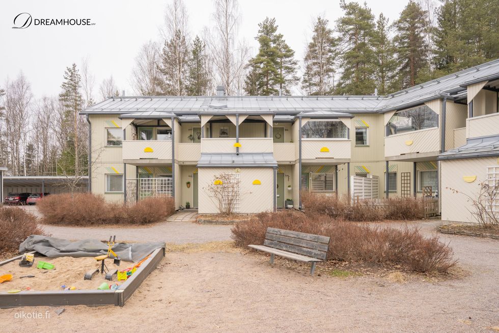 Suojaisa sisäpiha