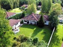 Takapiha kesällä