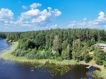 rannalta päin
