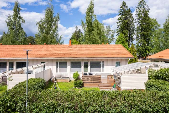 Rivitalo, 4h+k+s+khh+vh+ak, 96,5 m², Tursola, Kangasala
