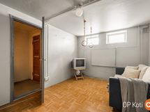 Oleskeluhuone alakerrassa