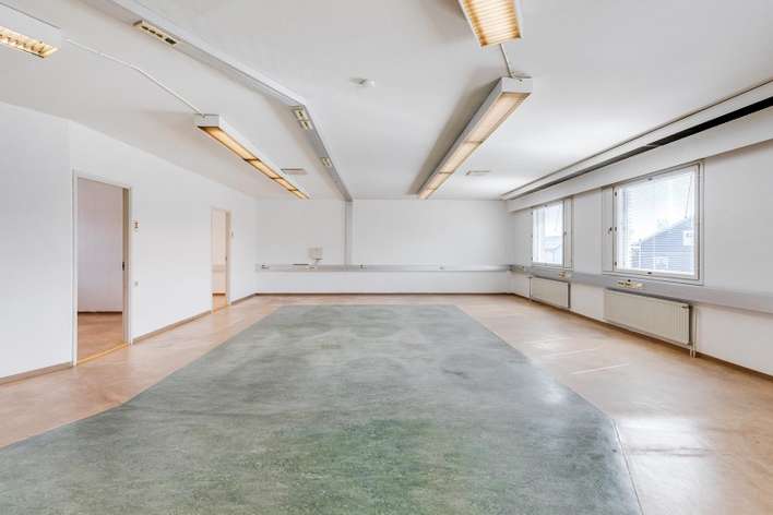 Liiketila, 157 m², Riihiketo
