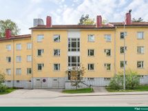 Julkisivu
