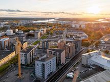 Ilmakuva Kirstinpuistosta merelle päin.