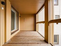 Valokuva asunnosta B 32 - lasitettu parveke.