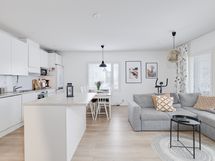 Kivikarhunkatu 1 B, avara ja valoisa päätyasunto/ Stenbjörnsgatan 1 B, öppen och ljus gavellägenhet