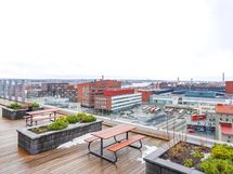 Oleskelupiha, 7. krs.